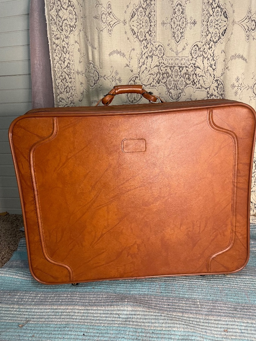 american tourister: vintage 70s faux leather suitcase